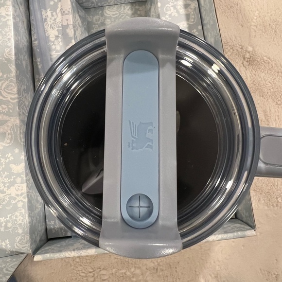 Stanley Love Shack Fancy 40oz Tumbler Toscana Toile Alpine Blue Cup - Picture 4 of 6